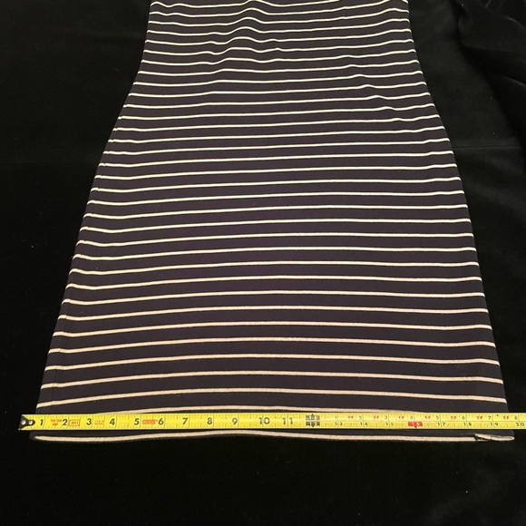 Karen Scott Women's Casual Dress - Body-Hugging Striped Wear-Anywhere - Size M - Picture 9 of 14